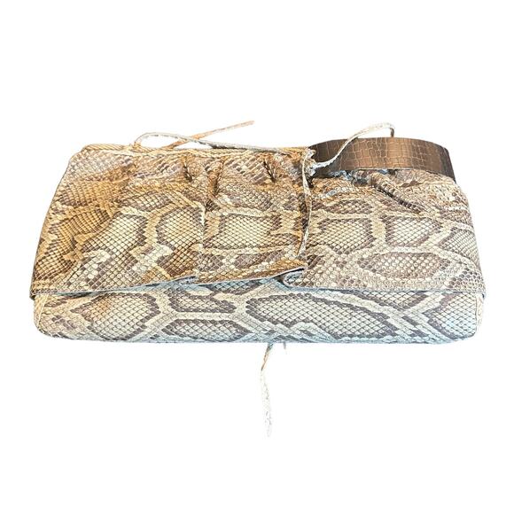 Elegant Snake Print Shoulder Bag - Picture 1 of 10